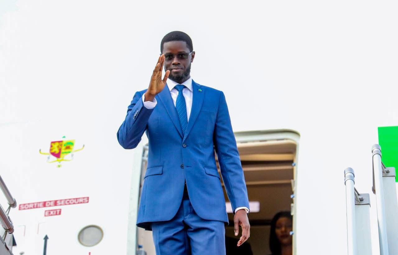 Le Président de la République, Bassirou Diomaye Faye, a quitté Dakar ce jour à destination de Madrid, dans le cadre d’une visite officielle au Royaume d’Espagne prévue du 24 au 26 mars 2026